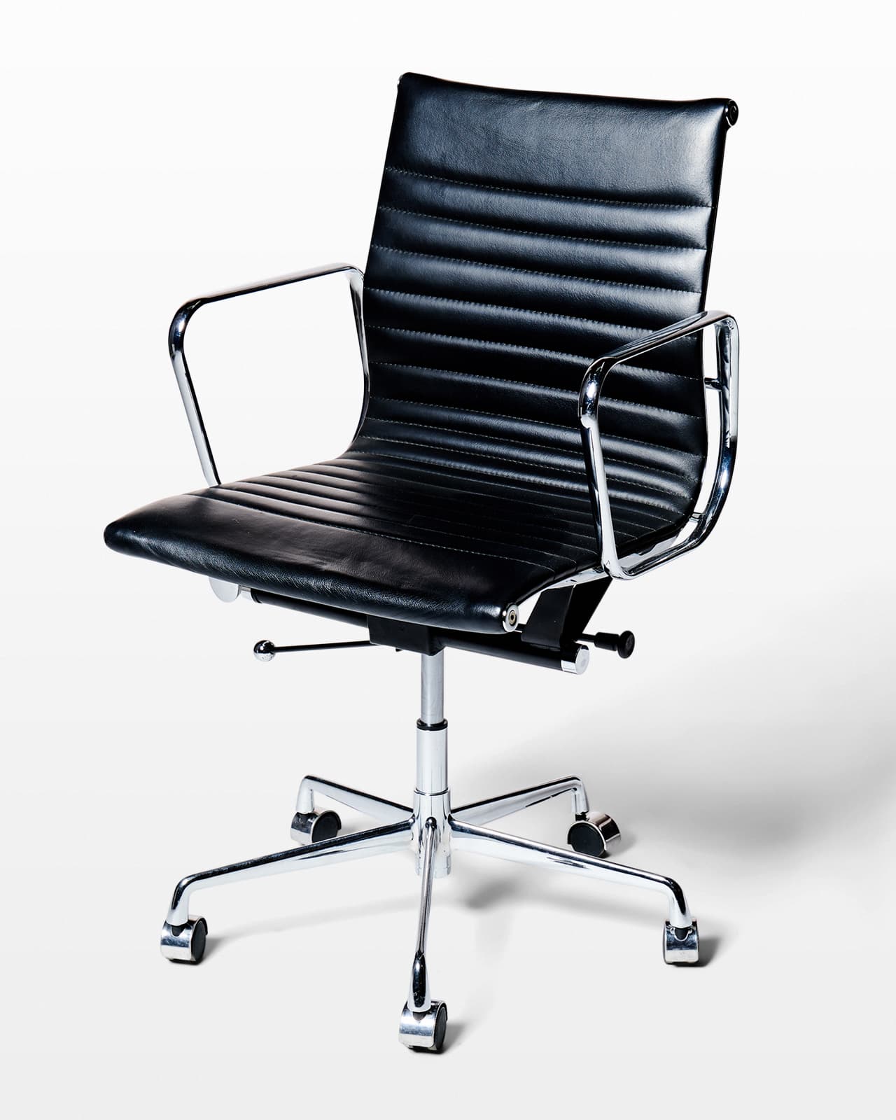 CH222 Nelson Desk Chair Prop Rental - ACME Brooklyn
