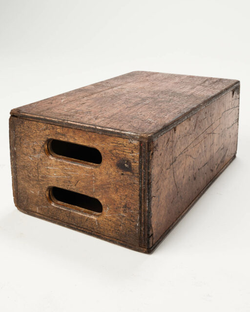 Front view of Distressed Full Apple Box