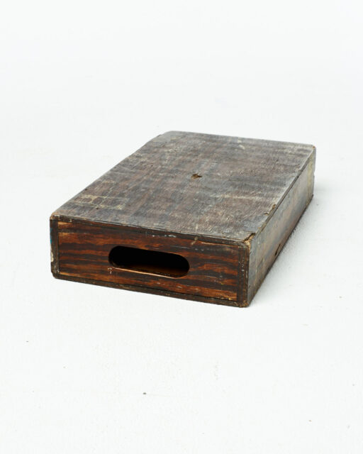 Front view of Distressed Half Apple Box