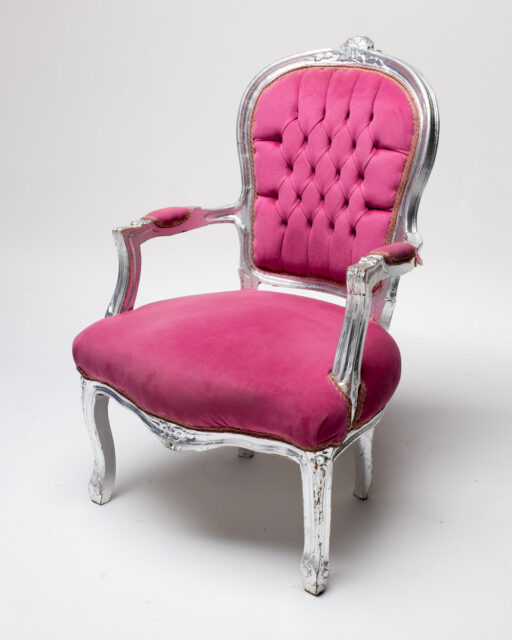 Front view of Pink Velvet Throne