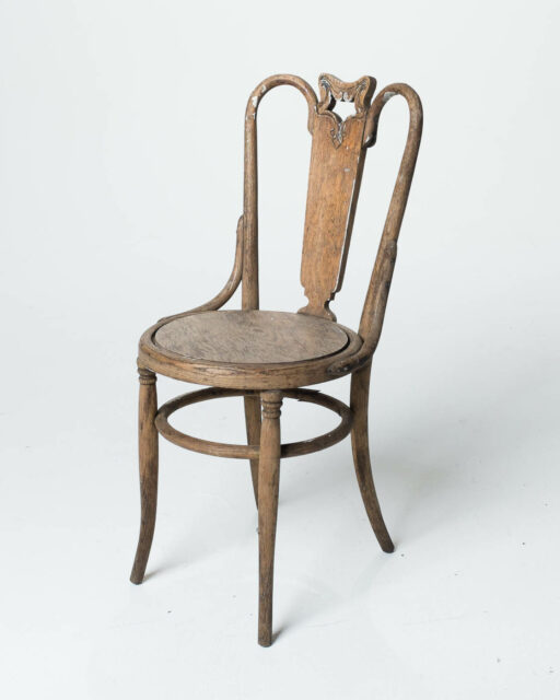 Front view of Lyndon Chair
