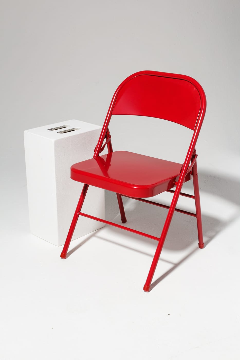 CH473 Ruby Red Folding Chair Prop Rental | ACME Brooklyn