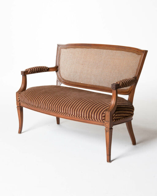 Front view of Lafayette Loveseat Bench
