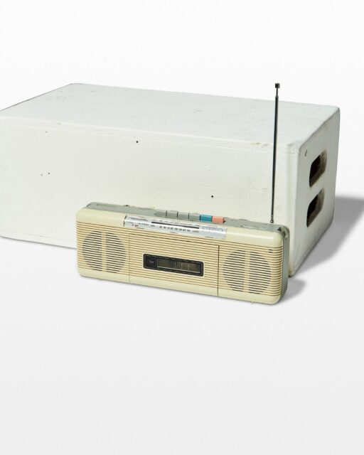 Front view of Rae Cassette Radio