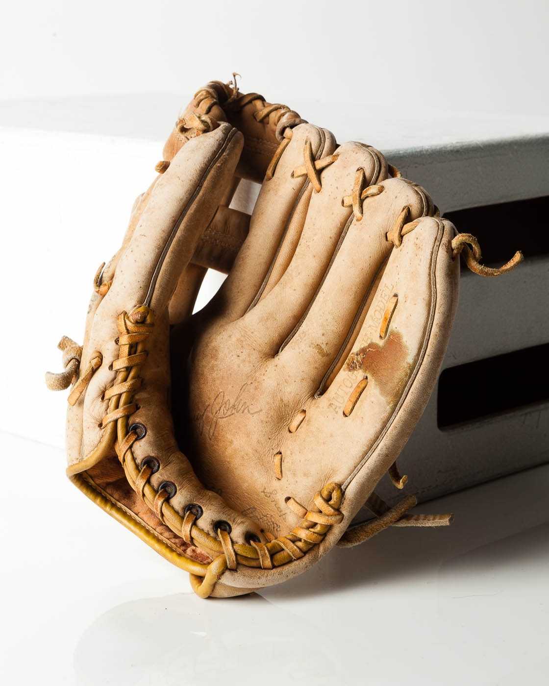 Vintage baseball gear hotsell