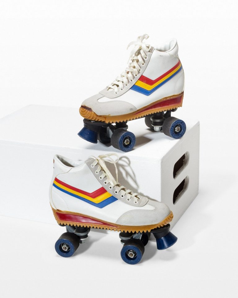 Front view of Cosmo Roller Skates