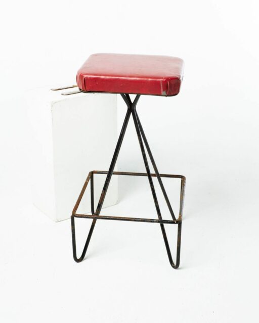 Front view of Andee Stool