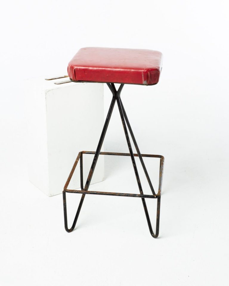 Front view of Andee Stool