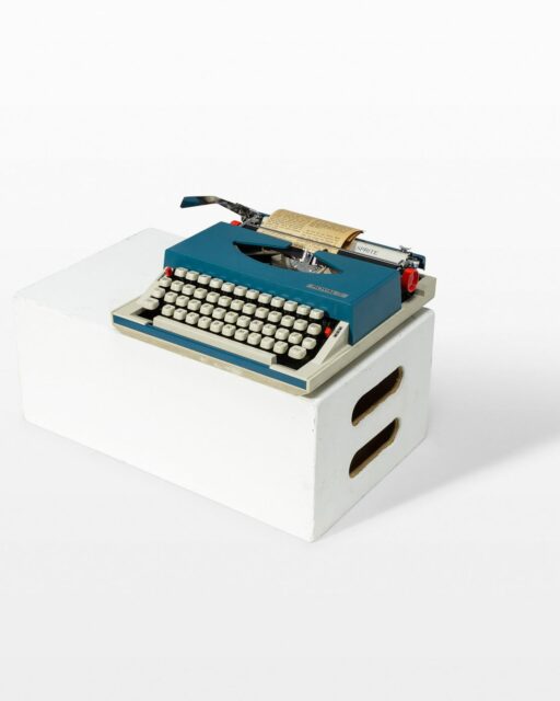 Front view of Walter Typewriter