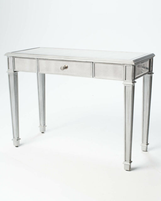 Front view of Garbo Mirrored Table