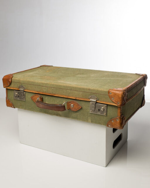 Front view of Vintage Cloth Luggage