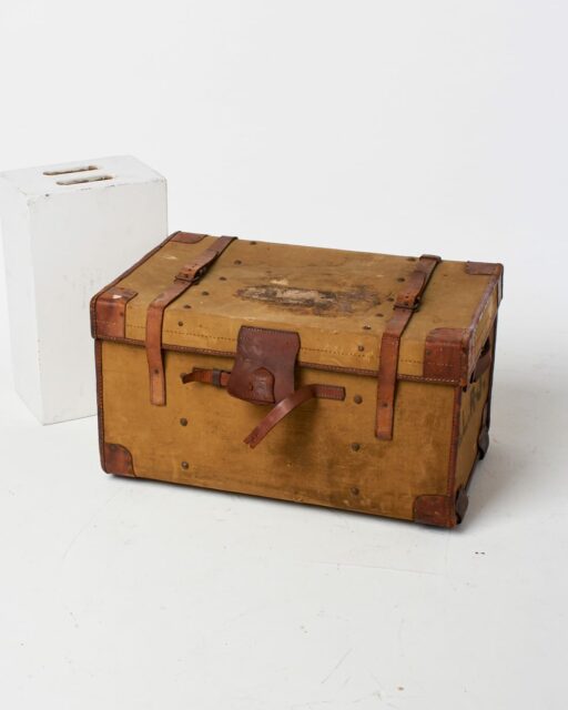 Front view of Jack Trunk