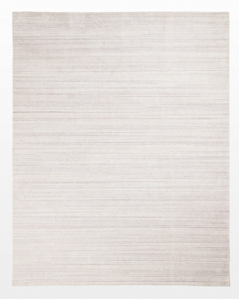 Front view of Odetta 8 x 10′ Foot Area Rug