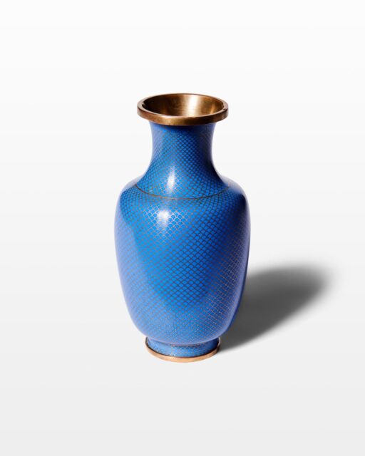 Front view of Plateau Vase