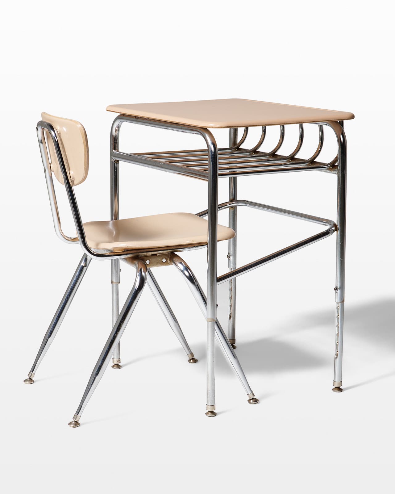 TB305-S2 Nolan and Tadlock School Desk and Chair Set Prop Rental